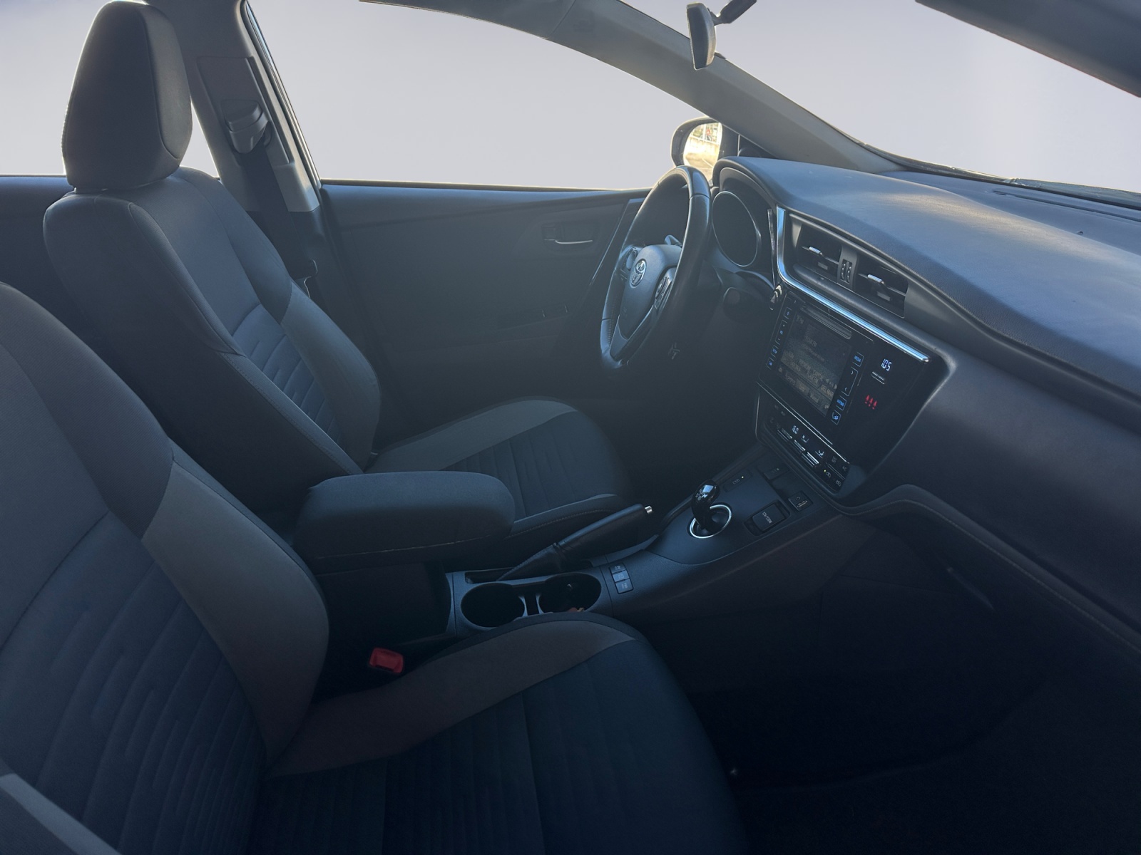 TOYOTA AURIS - Imagen 17