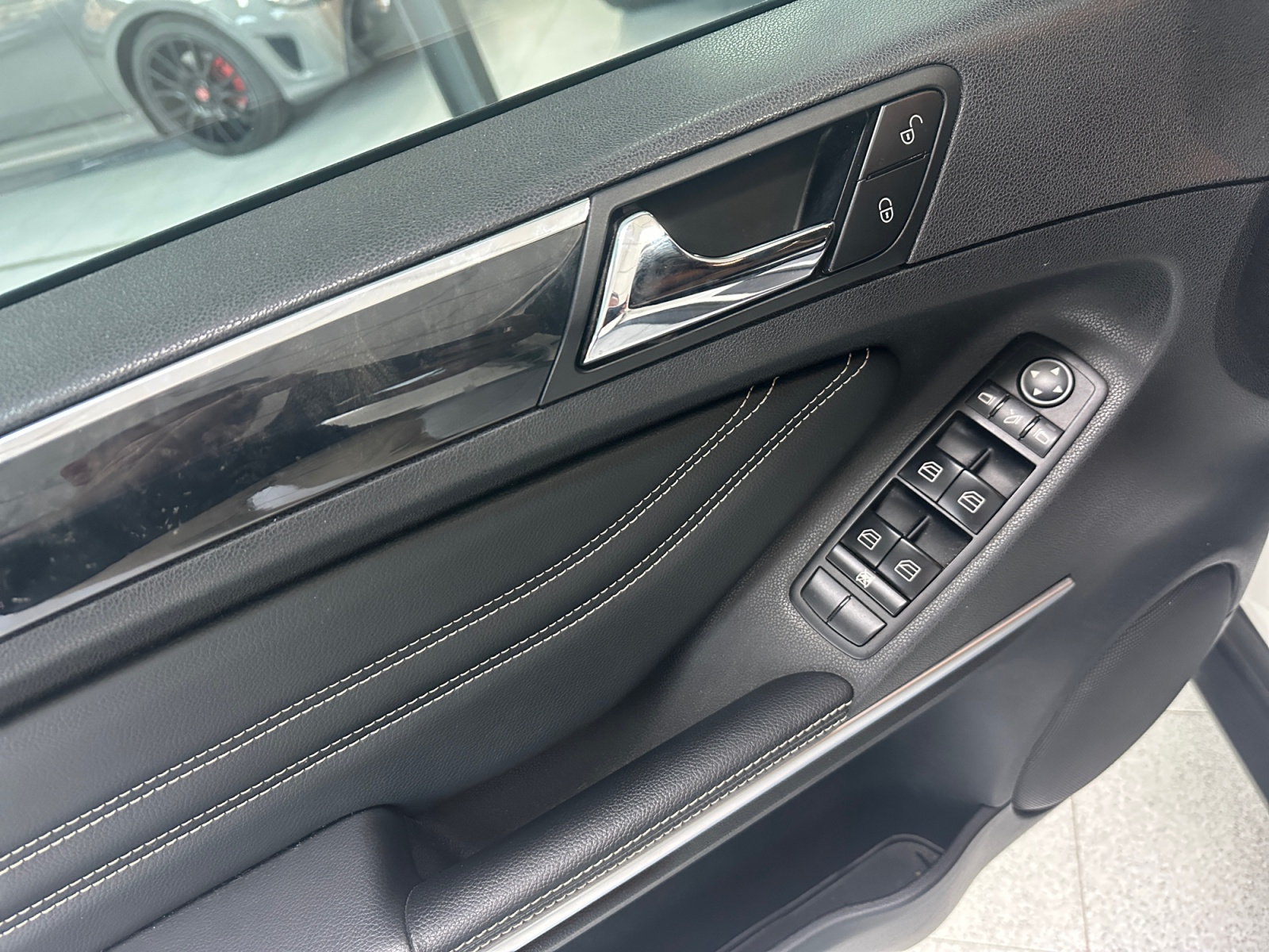 MERCEDES ML 300 CDI 4MATIC - Imagen 11