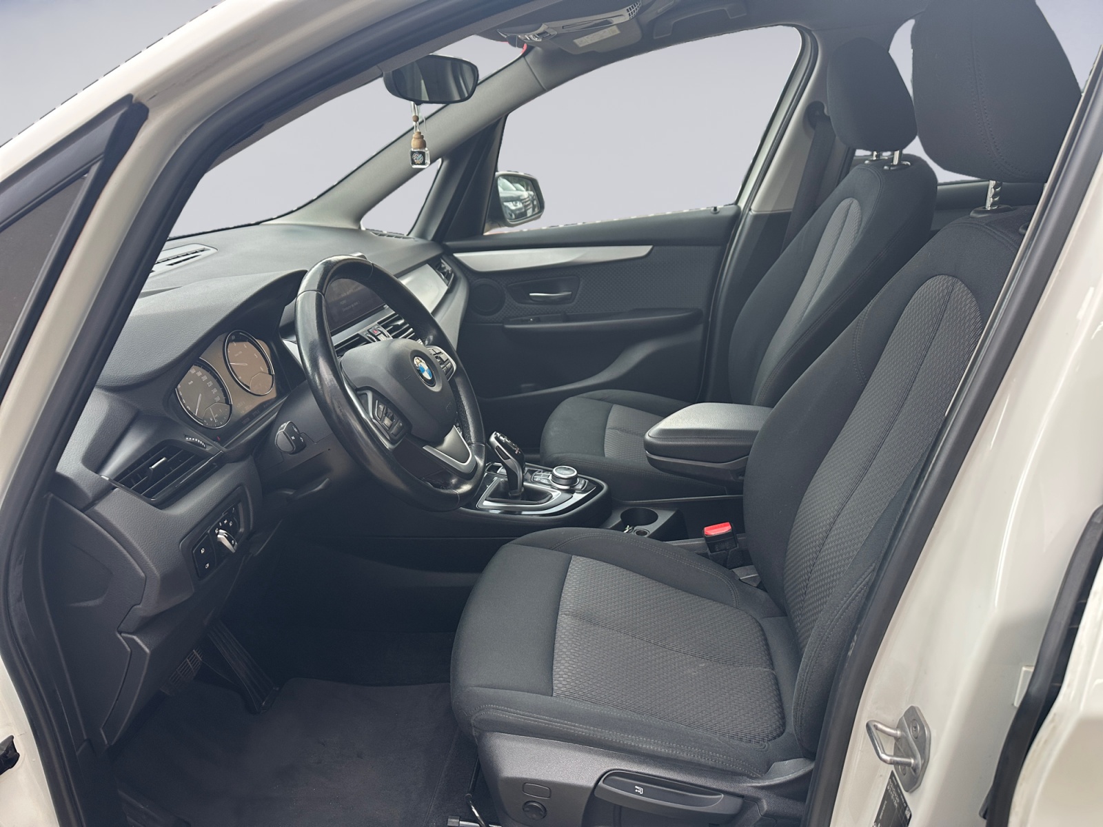 BMW 216d Grand Tourer - Imagen 10