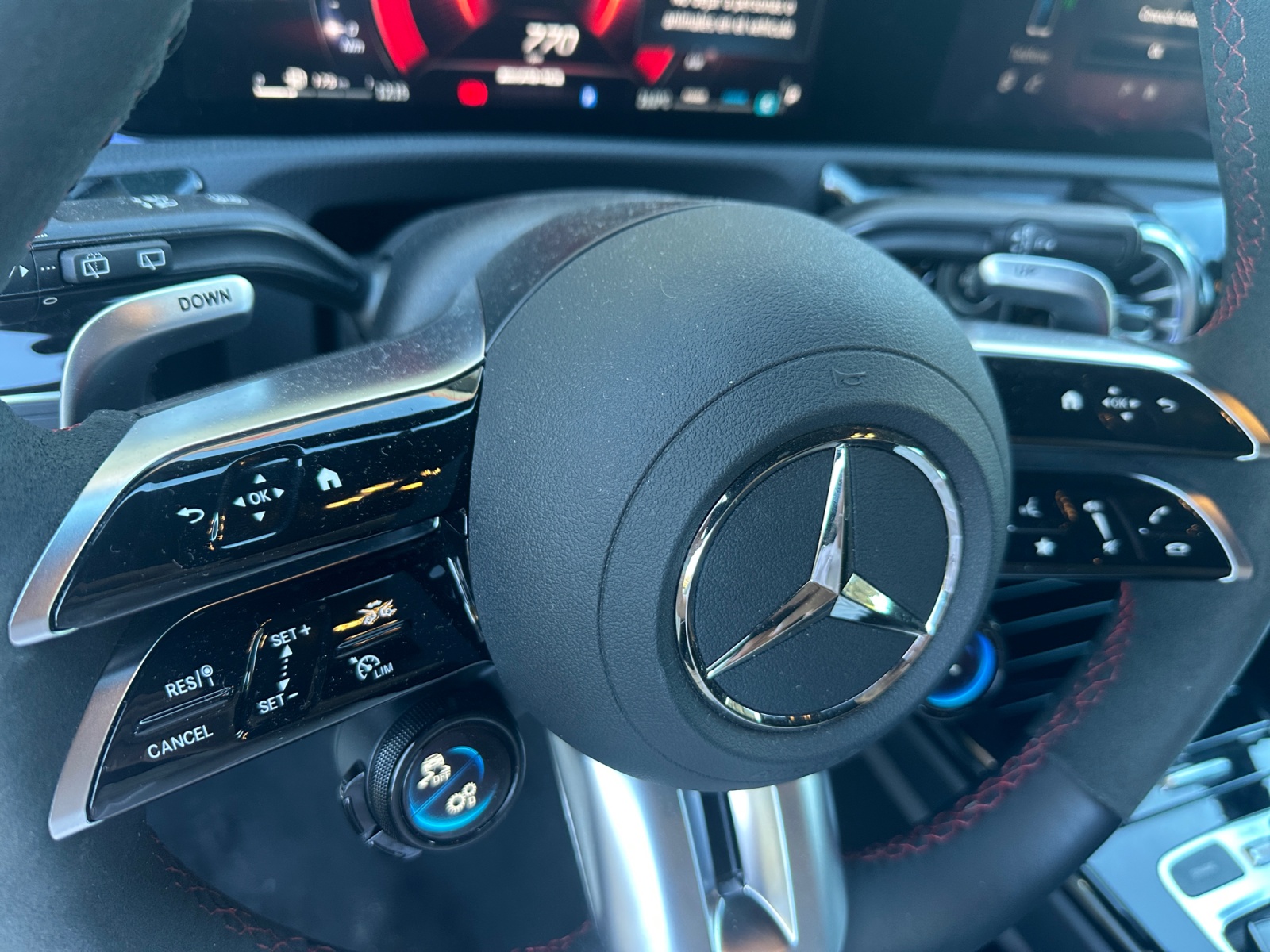 MERCEDES A35 AMG 4MATIC - Imagen 22