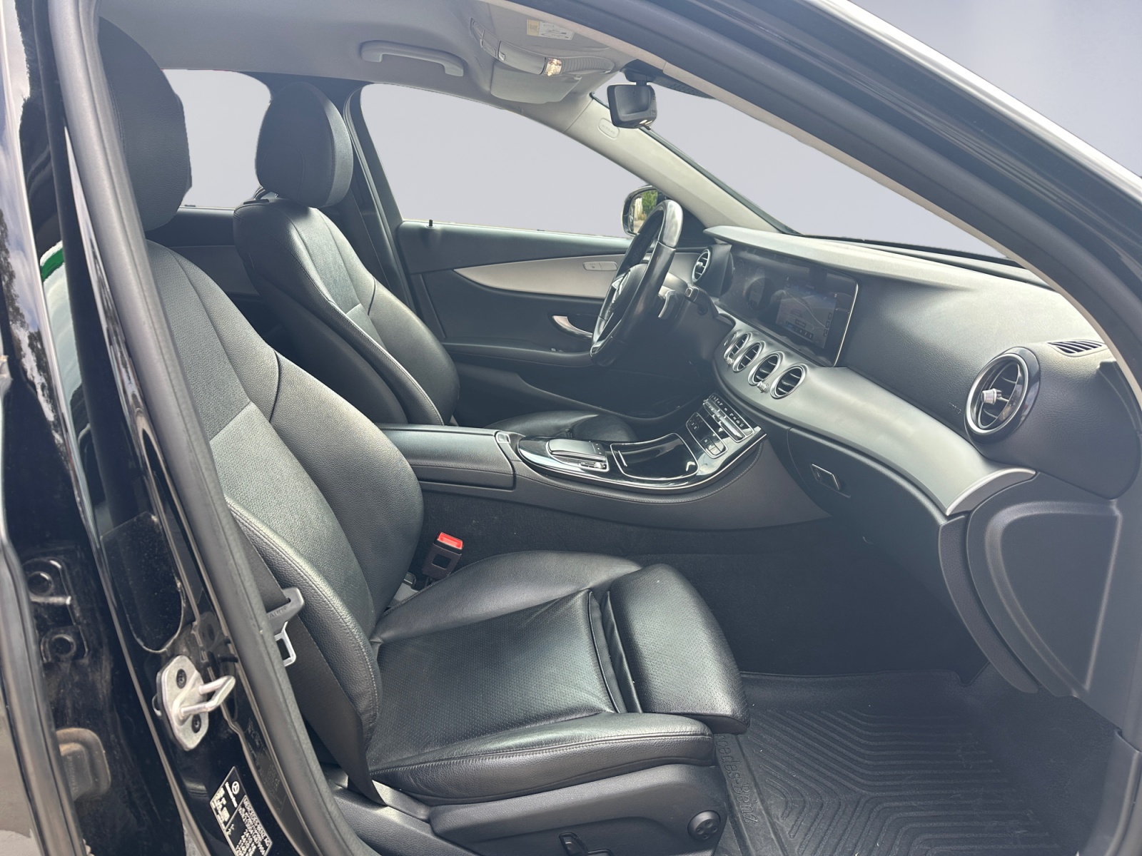 Mercedes-Benz E 220 d - Imagen 18