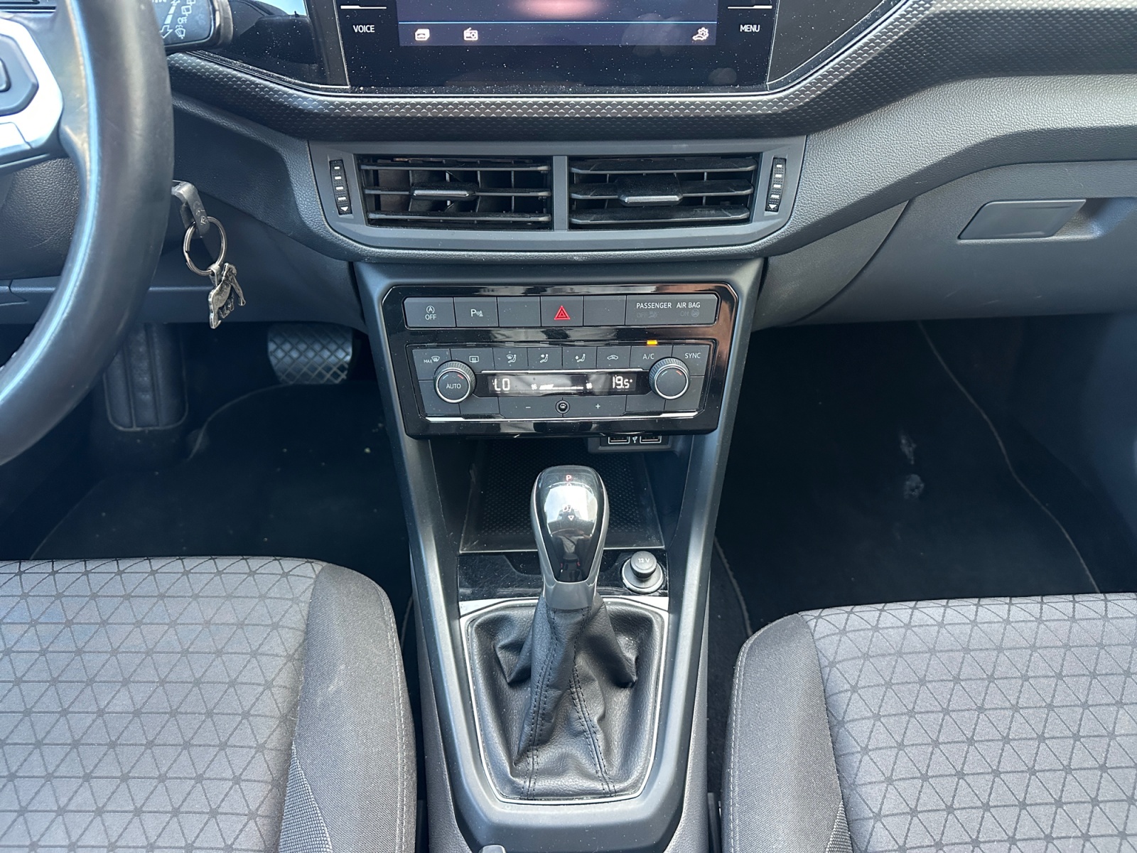 VOLKSWAGEN T-CROSS 1.0 115CV - Imagen 16