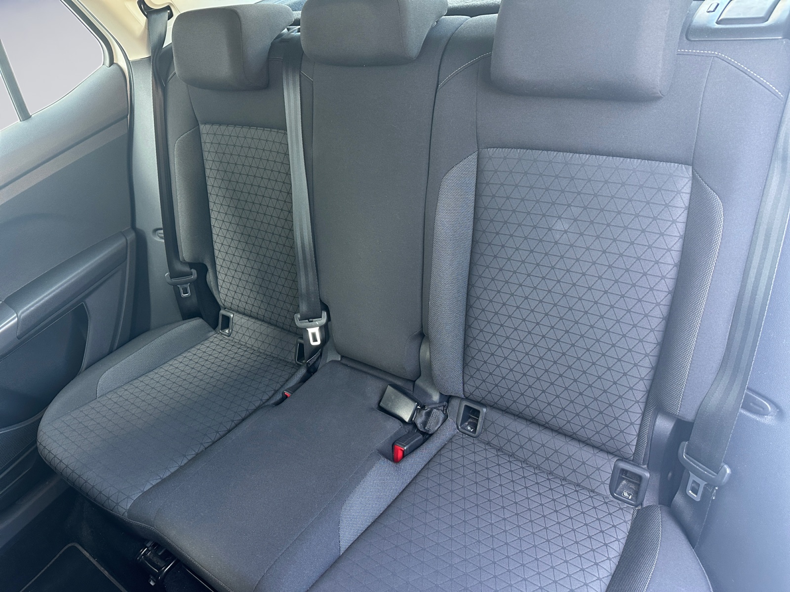 VOLKSWAGEN T-CROSS 1.0 115CV - Imagen 17