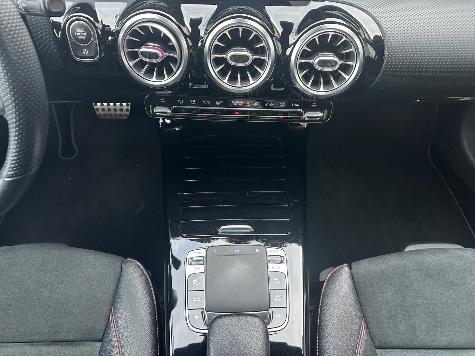 MERCEDES CLASE A 200i 163CV - Imagen 16