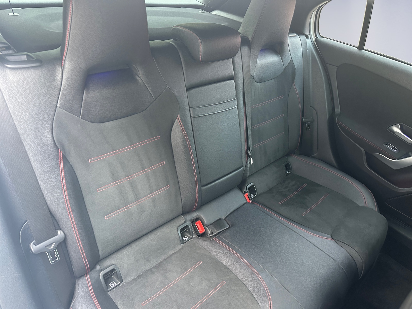 MERCEDES CLASE A 200i 163CV - Imagen 19